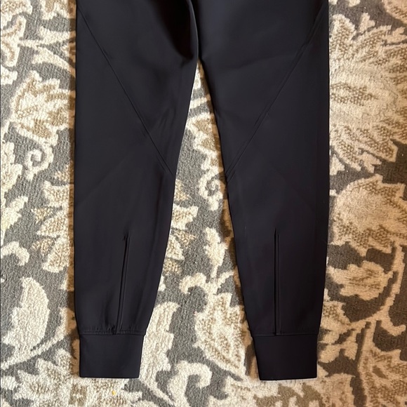 Lululemon Black Joggers Size 2 In Black - Picture 9 of 10